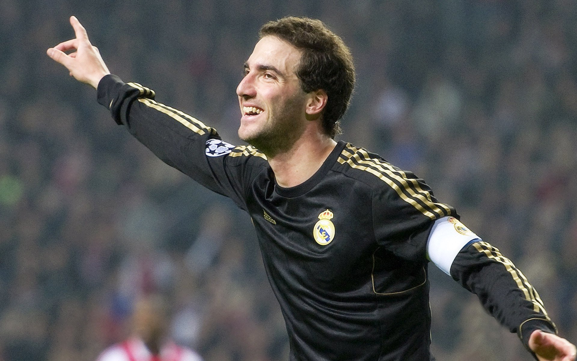 “马丁·高尔西:阿根廷橄榄球的未来新面貌,挑战世界舞台”