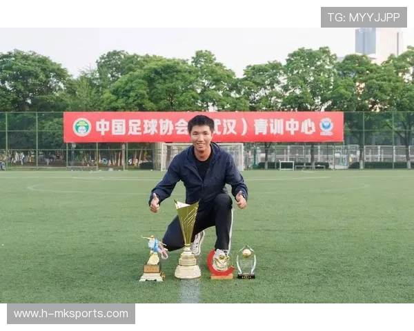 青少年体育赛事直播教学助力基层教练能力提升，青少体育教育交流大会